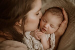 melbourne newborn photography natural and emotive